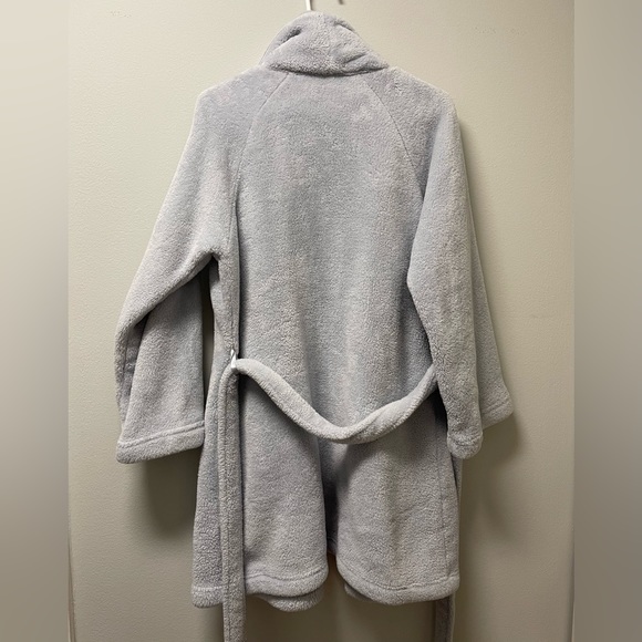 Victoria’s Secret Robe - Picture 2 of 4